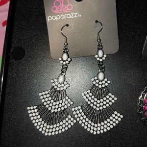 *NWT* PAPARAZZI *CLEARANCE* $1/ EACH, build A Bundle Lets Make A Deal !😊